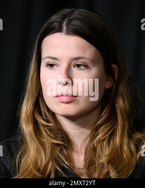 Berlin, Allemagne. 02nd févr. 2023. Luisa Neubauer (vendredi pour future Berlin), participe à une conférence de presse commune sous la devise '#BerlinWillKlima' de Fridays for future, Deutsche Wohnen und Co Enteignen, Klimaneustart, Volkssentscheid Berlin autofrei, Volkssentscheid Fahrrad et Bürger*innenInitiative A100. Credit: Bernd von Jutrczenka/dpa/Alamy Live News Banque D'Images