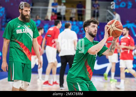 Tbilissi, Géorgie, 6 septembre 2022. Deyan Karamfilov, de Bulgarie, se réchauffe lors du match Eurobasket 2022 de la FIBA, groupe A, entre la Géorgie et la Bulgarie, à l'arène de Tbilissi à Belgrade, en Serbie. 6 septembre 2023. Crédit : Nikola Krstic/Alay Banque D'Images