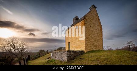 Ardclach Bell Tower a été, on le croit, construit par le Covenanter, Alexander Brodie, vers 1655 et peut avoir servi à l'origine comme une tour de montre (comme Banque D'Images