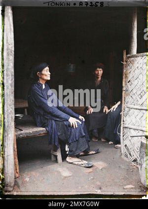 Environs de Hà-Nôi, Tonkin, Indochine un village pythonisse, Léon occupé dans Indochine Banque D'Images