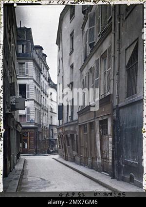 Paris (2nd arr.), France rue Sainte-Foy direction rue Chénier , Banque D'Images