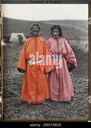 Sidi Kacem, Maroc deux femmes d'un douar , 1912-1913 - Maroc - Stéphane Passet - (décembre -janvier) Banque D'Images