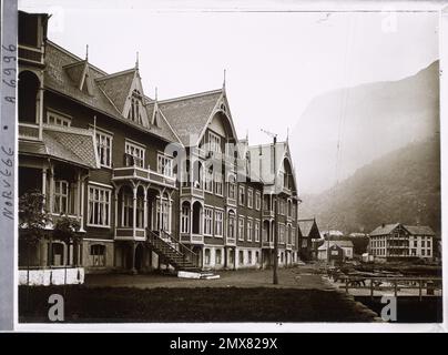 ODDA, Norvège l'hôtel Hardenger au bord du lac , 1910 - Voyage d'Albert Kahn et Auguste Léon en Scandinavie - (9 août - 14 septembre) Banque D'Images