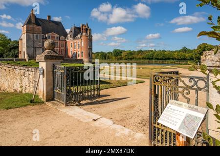 Le château de Château la Bussière dans le département du Loiret Banque D'Images