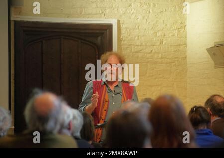 Conférence Christopher Hill Memorial. Centre national de la guerre de Sécession, Newark. 3rd novembre 2018, conférenciers Professeur Justin Champion Professeur Penny Corfield. L'événement était présidé par le professeur Ann Hughes et l'auteur John Rees. La conférence commémorative Christopher Hill est un événement annuel. Christopher Hill a beaucoup écrit sur l'histoire du 17th siècle. Ses livres comprenaient The World retourné. Banque D'Images