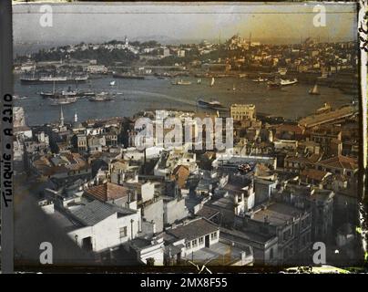 Constantinople (Istanbul actuelle), Turquie la corne dorée, le pont de Galata, depuis le sommet de la tour de Galata (rive gauche, nord) , 1913 - Balkans - Jean Brunhes et Auguste Léon - (23 avril - 9 juin) Banque D'Images