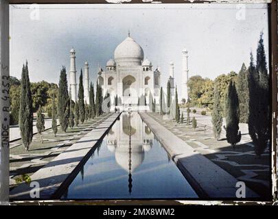 Agra, Indes le grand canal axial et le mausolée du Taj Mahal , 1913-1914 - Inde, Pakistan - Stéphane Passet - (16 décembre -29 janvier) Banque D'Images