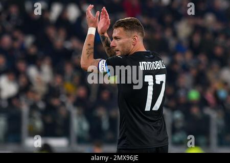 Turin, Italie. 02nd févr. 2023. Ciro immobile de SS Lazio s'accroche lors du match de football de la coupe d'Italie entre Juventus FC et SS Lazio au stade de Juventus à Turin (Italie), 2 février 2023. Photo Giuliano Marchisciano/Insidefoto crédit: Insidefoto di andrea staccioli/Alamy Live News Banque D'Images