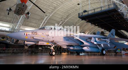 Grumman F-14D(R) Tomcat (1989) au centre Steven F. Udvar-Hazy du Smithsonian National Air and Space Museum, Chantilly, Virginie, États-Unis Banque D'Images