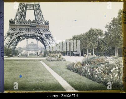 Paris (VIIE-XVIe arr.), France le champ-de-Mars, la Tour Eiffel et le Trocadéro , Banque D'Images