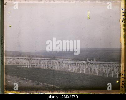 Douaumont, France , 1929 - provinces françaises - Stéphane Passet - (26 mars -18 mai) Banque D'Images