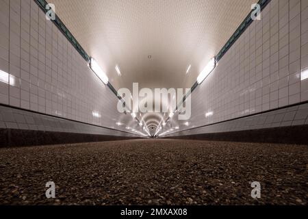 Tunnel tube, Alter Elbtunnel, Hambourg, Allemagne Banque D'Images