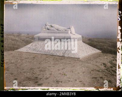 Douaumont, France , 1929 - provinces françaises - Stéphane Passet - (26 mars -18 mai) Banque D'Images