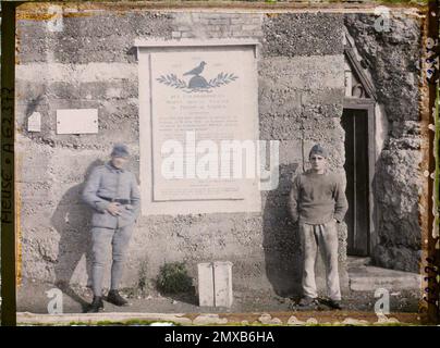 Vaux, France , 1929 - provinces françaises - Stéphane Passet - (26 mars -18 mai) Banque D'Images