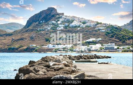 Vue sur la ville de l'île de Skyros dans les îles Sporades, Grèce Banque D'Images