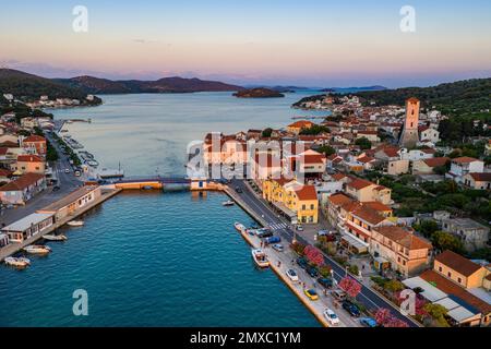 Tisno, île de Murter Banque D'Images