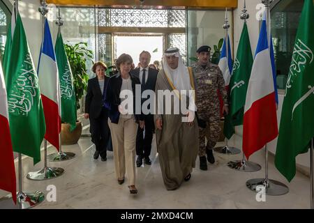 Riyad, Arabie Saoudite, 2 février 2023. La ministre d'État saoudienne aux Affaires étrangères Adel al-Jubeir reçoit la ministre française de l'Europe et des Affaires étrangères, Catherine Colonna, accompagnée d'une délégation à Riyad, en Arabie saoudite, sur le 2 février 2023. Photo de Balkis Press/ABACAPRESS.COM Banque D'Images