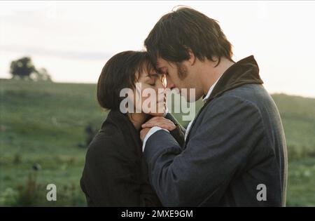 Fierté et préjugés 2005 Keira Knightley et Matthew MacFadyen Banque D'Images