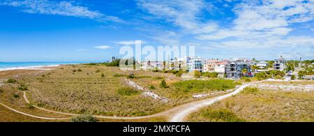 Panorama aérien Siesta Keyy dunes avec maisons en bord de mer en construction Banque D'Images