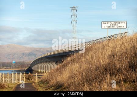 Clackmannanshire Bridge au-dessus du Firth of Forth en Écosse qui a ouvert à la circulation le 19 novembre 2008 Banque D'Images