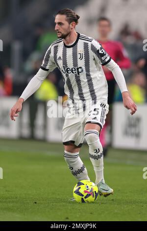 Turin, Italie, le 2nd février 2023. Adrien Rabiot de Juventus lors du match de finale du quartier de Coppa Italia Frecciarossa au stade Allianz, à Turin. Le crédit photo devrait se lire: Jonathan Moscrop / Sportimage Banque D'Images