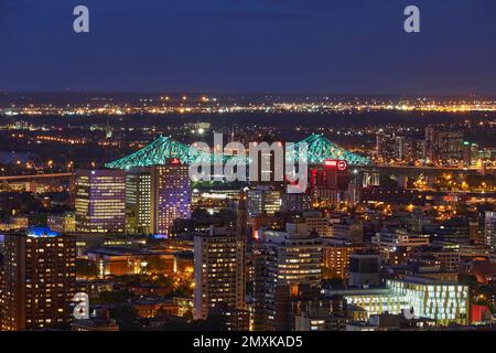 Horizon avec gratte-ciel, vue sur la ville, Montréal, province de Québec, Canada, Amérique du Nord Banque D'Images