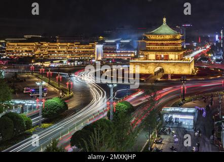 Xi 'une tour de tambour la nuit Banque D'Images