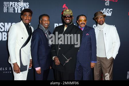 Los Angeles, États-Unis. 03rd févr. 2023. Les Temptations arrivent au Gala Musicares des personnes de l'année, qui a eu lieu vendredi au Centre des congrès de Los Angeles, en Californie, à 3 février 2023. (Photo de Juan Pablo Rico/Sipa USA) crédit: SIPA USA/Alay Live News Banque D'Images