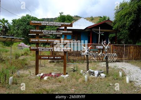 Indonésie Parc national de Komodo - Ranger Station Banque D'Images