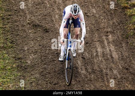 HOOGERHEIDE - FEM van Empel en action aux Championnats du monde de Cyclocross en Brabant du Nord. ANP BAS CZERWINSKI Banque D'Images