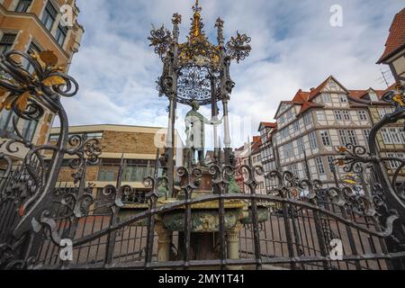 Fontaine Holzmarkt (Fontaine d'hiver Oscar) sur la place Holzmarkt - Hanovre, Basse-Saxe, Allemagne Banque D'Images