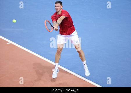 RIJEKA, CROATIE - FÉVRIER 04: Dennis Novak d'Autriche en action contre Borna Coric de Croatie lors de la coupe Davis qualificatifs premier tour entre la Croatie et l'Autriche au Zamet Sports Hall on 4 février 2023 à Rijeka, Croatie. Photo: Nel Palvetic/PIXSELL Banque D'Images