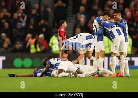 Brighton et Hove, Royaume-Uni. 04th févr. 2023. Kaoru Mitoma, de Brighton & Hove Albion, rentre chez lui en 1-0 et célèbre le match de la Premier League entre Brighton et Hove Albion et Bournemouth au stade communautaire American Express, à Brighton et Hove, en Angleterre, le 4 février 2023. Photo de Ken Sparks. Utilisation éditoriale uniquement, licence requise pour une utilisation commerciale. Aucune utilisation dans les Paris, les jeux ou les publications d'un seul club/ligue/joueur. Crédit : UK Sports pics Ltd/Alay Live News Banque D'Images