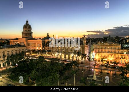 Vue sur le Capitolio à la Habana, Cuba Banque D'Images