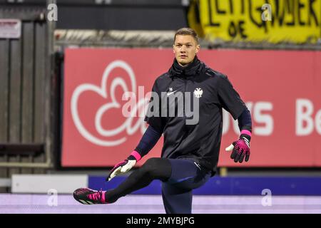 EMMEN, PAYS-BAS - FÉVRIER 4 : le gardien de but Kjell Scherpen de vitesse regarde pendant le match Eredivisie entre FC Emmen et vitesse à de Oude Meerdijk sur 4 février 2023 à Emmen, pays-Bas (photo de Pieter van der Woude/Orange Pictures) Banque D'Images