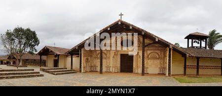 Mission Église de la réduction jésuite du Chiquitos, site du patrimoine mondial de l'UNESCO, San Javier, département de Santa Cruz, Bolivie, Amérique du Sud Banque D'Images