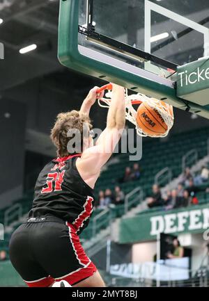 04 février 2023: Les aigles de l'est de Washington en avant Casey Jones (31) fait tomber une punk pendant le match de basket-ball NCAA entre les Vikings de l'État de Portland et les aigles de l'est de Washington au Stott Center, Portland, R. Larry C. Lawson/CSM (Cal Sport Media via AP Images) Banque D'Images