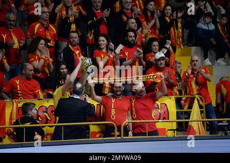 Vibo Valentia, Italie. 04th févr. 2023. Tonno callipo Supporters lors de la Del Monte Italian Cup A2 Homme final - Tonno Callipo Vibo Valentia vs BCC Castellana Grotte, Italian Volleyball Men Cup à Vibo Valentia, Italie, 04 février 2023 Credit: Independent photo Agency/Alay Live News Banque D'Images