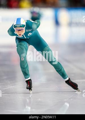 HERENVEEN - Marijke Groenewoud en action sur les 5000 mètres femmes pendant le troisième jour des distances NK à Thialf. ANP VINCENT JANNINK Banque D'Images