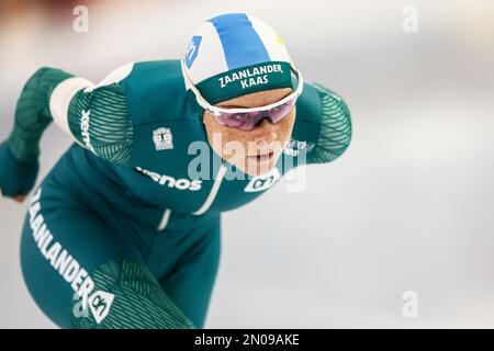 HERENVEEN - Marijke Groenewoud en action sur les 5000 mètres femmes pendant la troisième journée du Championnat National distances à Thialf. ANP VINCENT JANNINK Banque D'Images