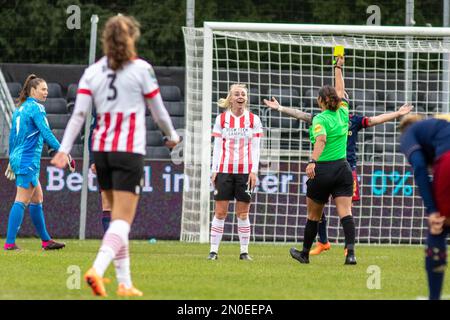 Eindhoven, pays-Bas. 05th févr. 2023. Eindhoven, pays-Bas, 5 février 2023: Kika van es yells pendant le match Azerion Eredivisiie Vrouwen entre PSV et Ajax à de Herdgang à Eindhoven, pays-Bas. (Leitting Gao/SPP) crédit: SPP Sport presse photo. /Alamy Live News Banque D'Images