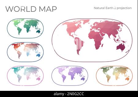 Jeu de cartes à faible Poly World. Projection Natural Earth II. Collection de cartes du monde en style géométrique. Illustration vectorielle. Illustration de Vecteur