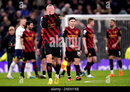 Erling Haaland de Manchester City semble abattu après le coup de sifflet final après le match de la Premier League au Tottenham Hotspur Stadium, Londres. Date de la photo: Dimanche 5 février 2023. Banque D'Images