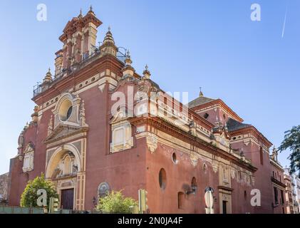 La façade de l'église de San Jacinto à Séville, Andalousie, Espagne, est le temple d'un couvent dominicain fondé au 17th siècle. Banque D'Images