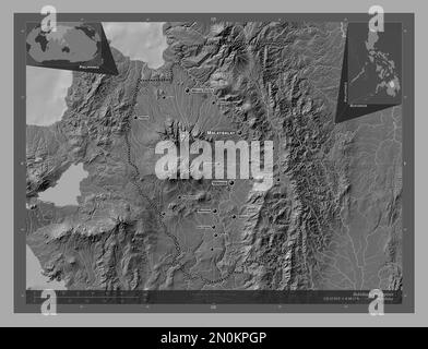 Bukidnon, province des Philippines. Carte d'altitude à deux niveaux avec lacs et rivières. Lieux et noms des principales villes de la région. Angle auxiliaire bas Banque D'Images