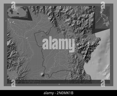 Nueva Ecija, province des Philippines. Carte d'altitude à deux niveaux avec lacs et rivières. Cartes d'emplacement auxiliaire d'angle Banque D'Images