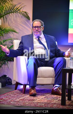 Michael Eric Dyson au mois de l'histoire des Noirs échange avec Luther Campbell organisé par le maire de la ville de Miramar, Wayne Messam, au Centre culturel Miramar, en Floride. 04 Fév 2023 crédit : mpi10/MediaPunch Banque D'Images