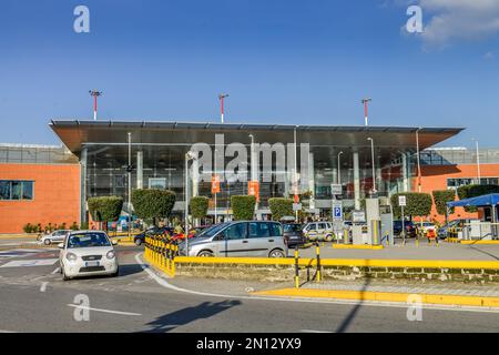 Bâtiment principal, aéroport de Capodichino, Naples, Italie, Europe Banque D'Images