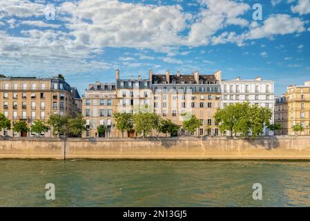 Paris, ile Saint-Louis, belles maisons quai d’Anjou Banque D'Images