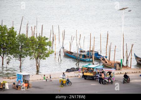 Marais de mangrove à Tg Balai Karimun dans un hôtel. Prise du sommet Banque D'Images